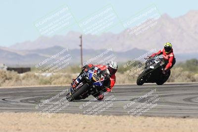 media/Jan-15-2026-Racers Edge (Thu) [[dfebeb70ab]]/2-A Group/Session 3 (Turn 16)/